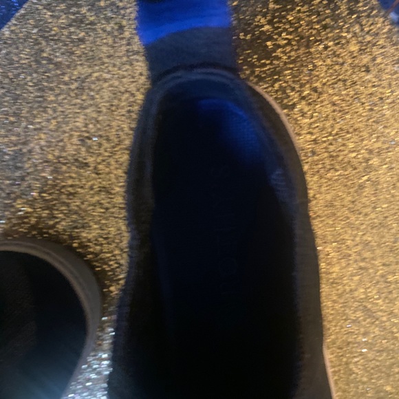 ROTHY'S BLACK HIGH-TOP SLIP-ON Sneakers LUX RARE - Picture 10 of 14